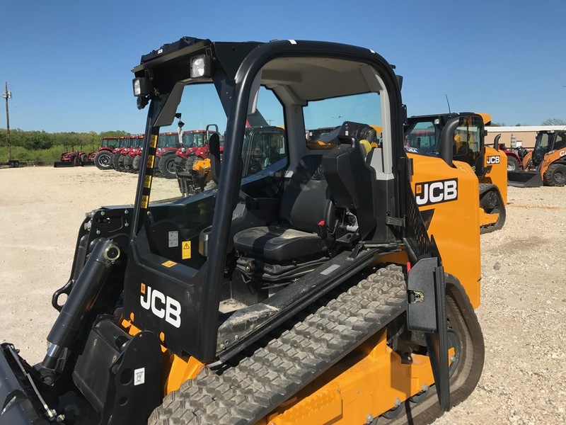 JCB 260T Compact Track Loader for rent in Decatur and Stephenville, TX