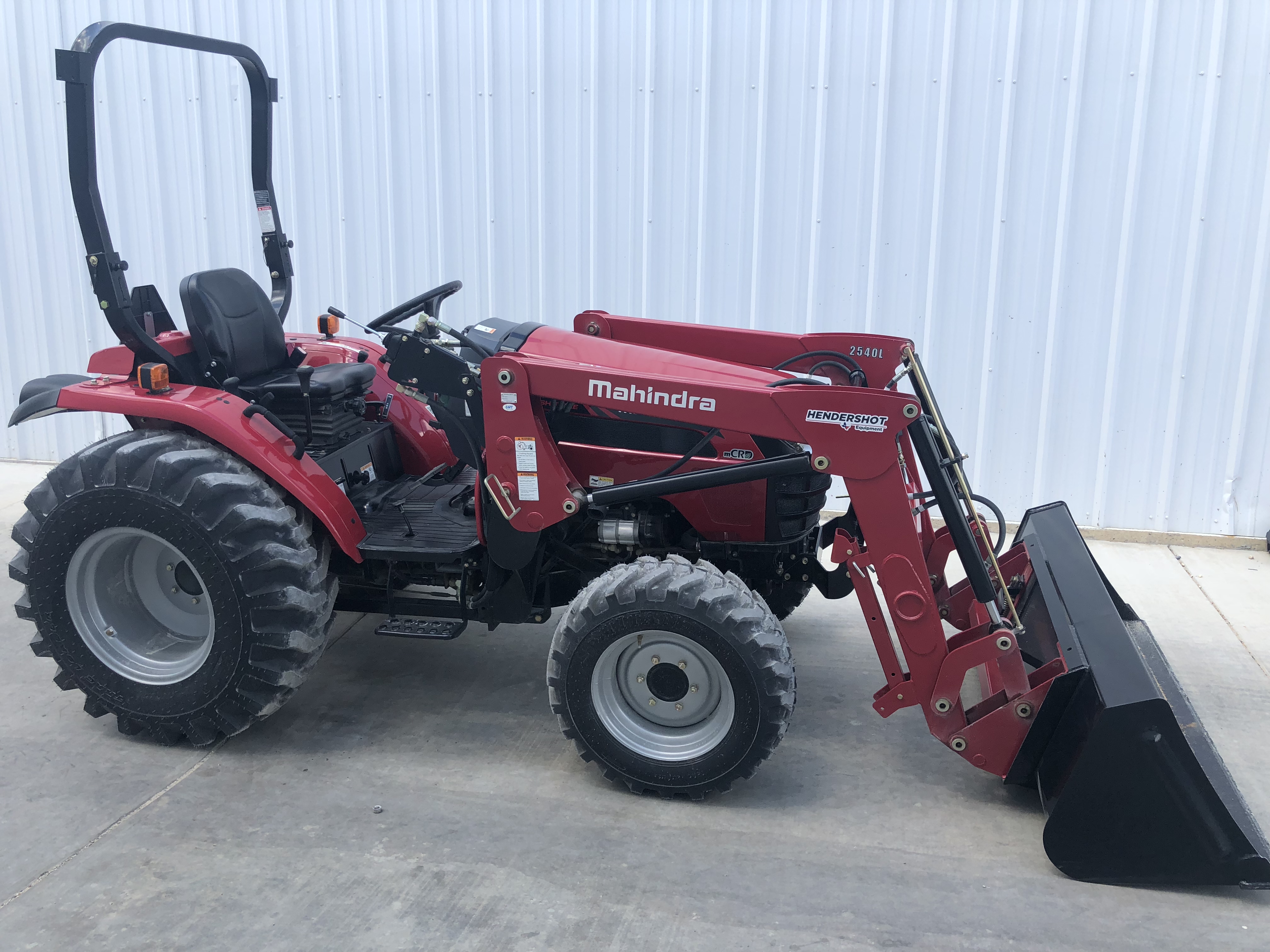 Mahindra 2545 4WD Shuttle Tractor for sale at Hendershot Equipment in Stephenville, Texas. near
