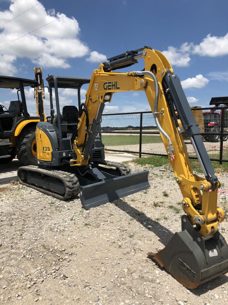 Gehl Z35 Compact Excavator Rental in Decatur & Stephenville, TX