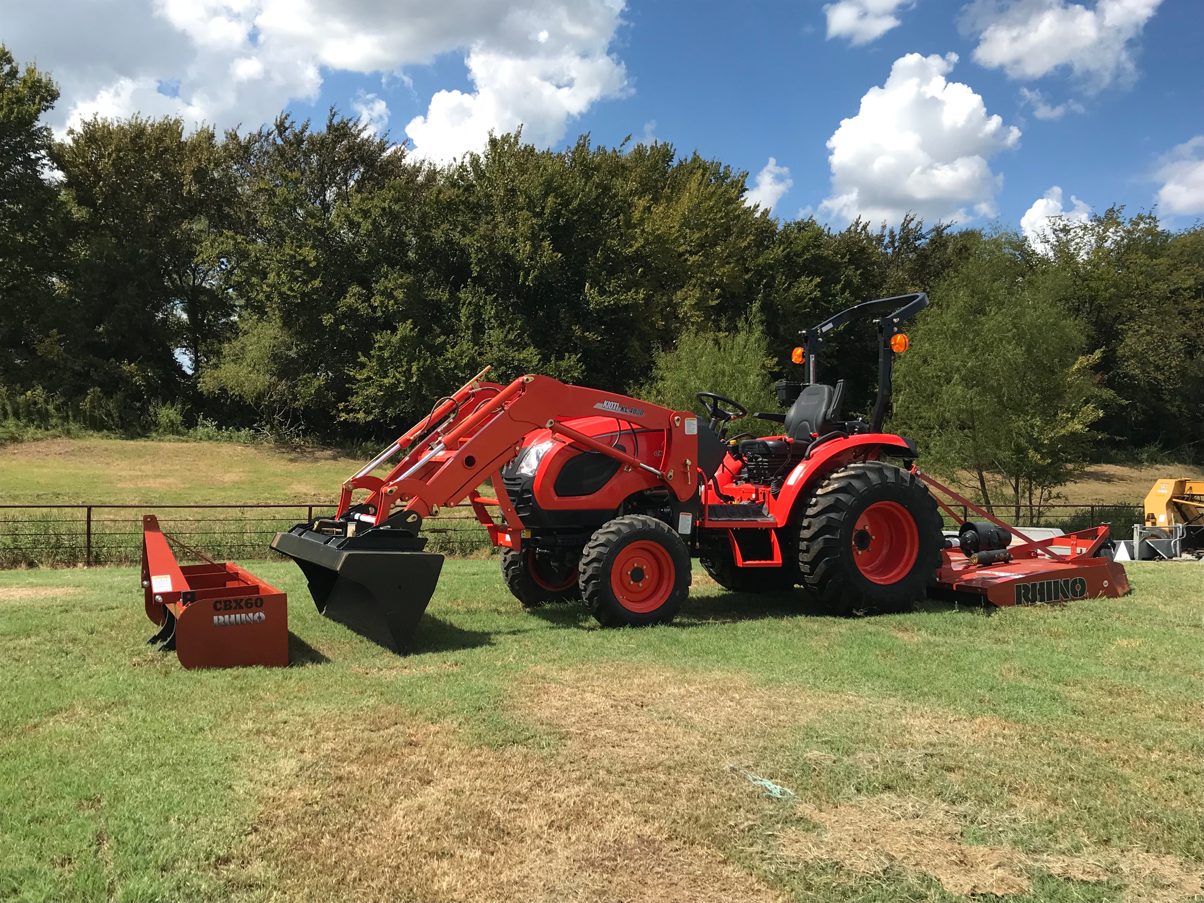 KIOTI CK3510 SE Tractor Package for sale in Decatur, TX