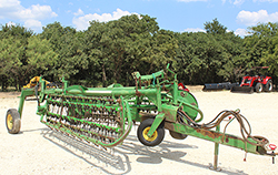 pre owned jd 700 rake thumbnail