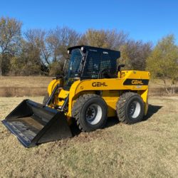V420 Vertical-Lift Skid Loader for sale at Hendershot Equipment in Stephenville & Decatur, near Fort Worth, TX