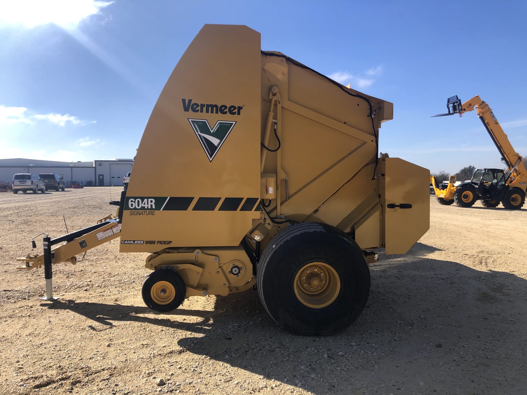 Vermeer 604R Signature Round Baler Equipment Listings Hendershot Equipment